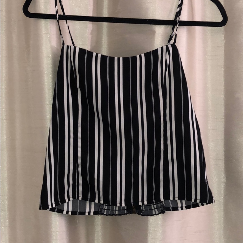 Black and white stripped crop top
